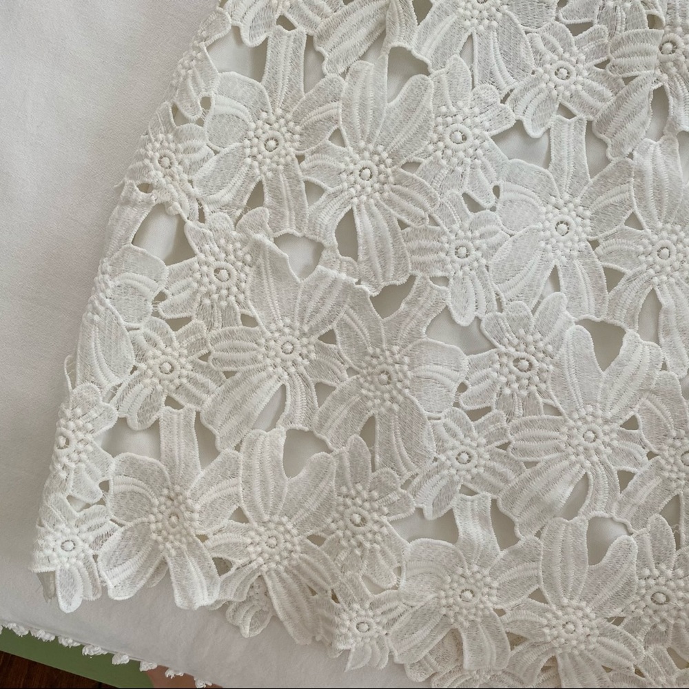 White ASTR Flower Dress - Picture 4 of 5
